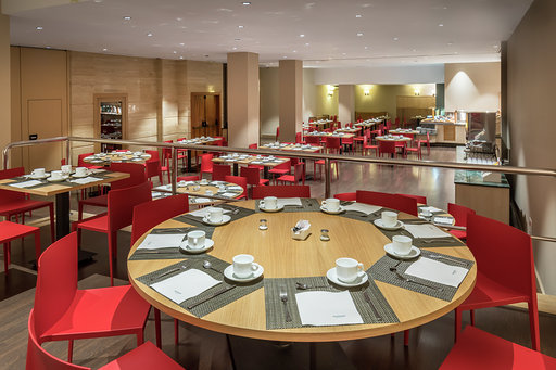 Imagen de los interiores del Hotel Occidental Granada. Foto 20