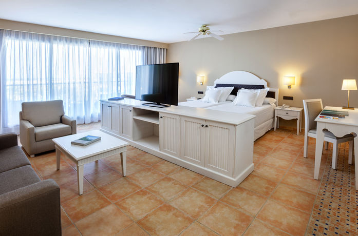 Imagen general del Hotel Occidental Isla Cristina. Foto 13