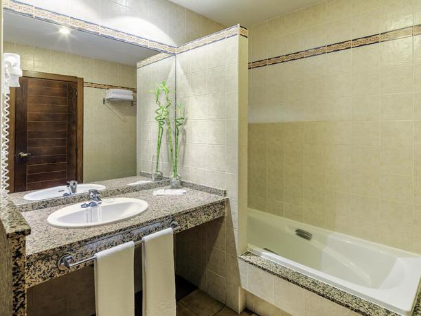 Imagen de la habitación del Hotel Occidental Jandia Playa. Foto 15