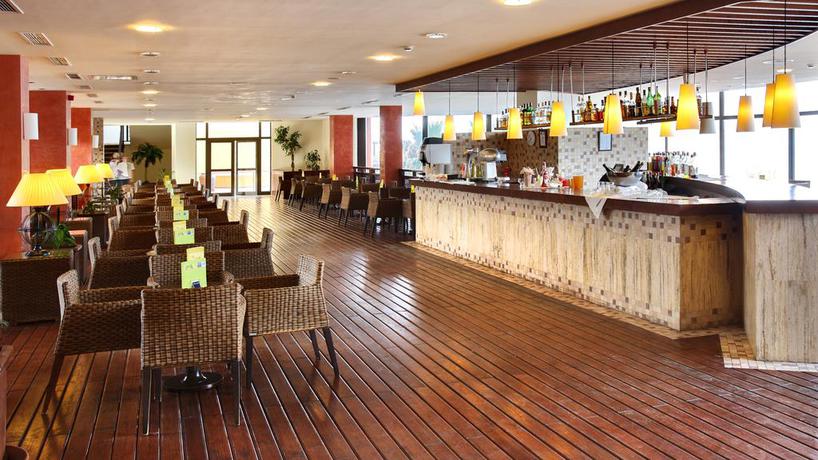 Imagen del bar/restaurante del Hotel Occidental Jandia Playa. Foto 9