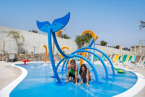 Imagen de la piscina del Hotel Occidental Jandía Mar. Foto 22