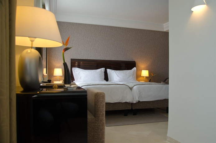 Imagen de la habitación del Hotel Occidental Lac Tunis. Foto 10