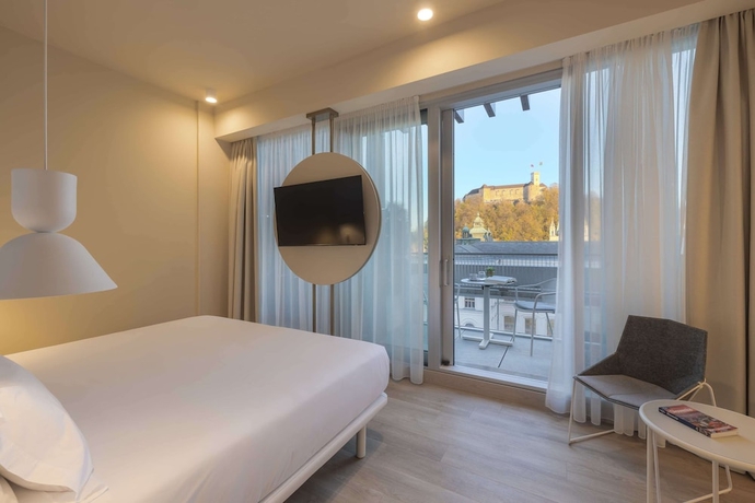 Imagen de la habitación del Hotel Occidental Ljubljana. Foto 8
