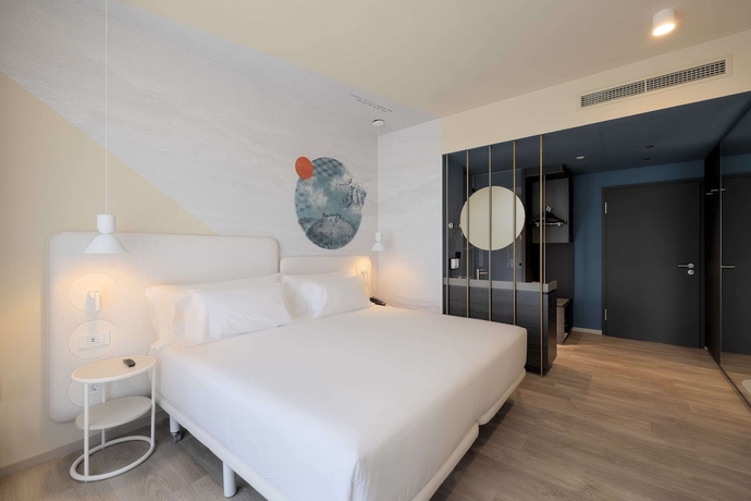 Imagen de la habitación del Hotel Occidental Ljubljana. Foto 9