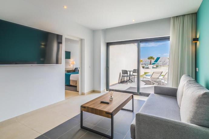 Imagen de la habitación del Hotel Occidental Mar Menor. Foto 9