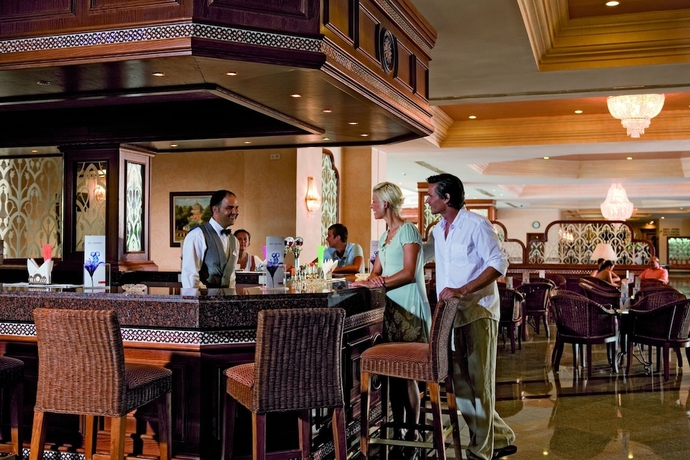 Imagen de los interiores del Hotel Occidental Marco Polo. Foto 4