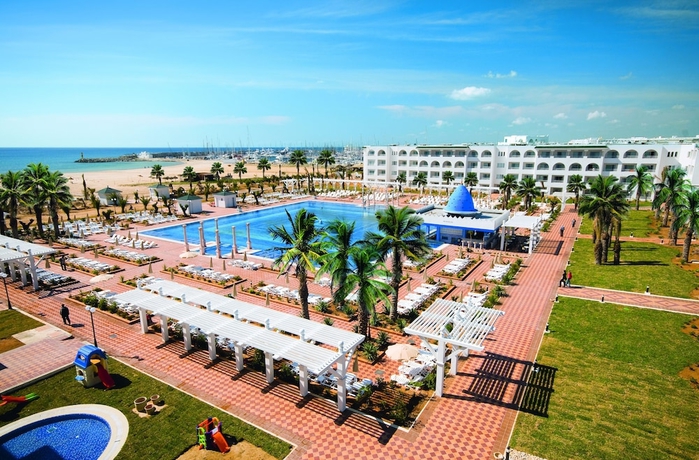 Imagen de la piscina del Hotel Occidental Marco Polo. Foto 17