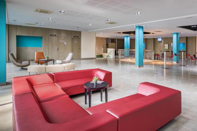 Imagen de los interiores del Hotel Occidental Murcia Agalia. Foto 14