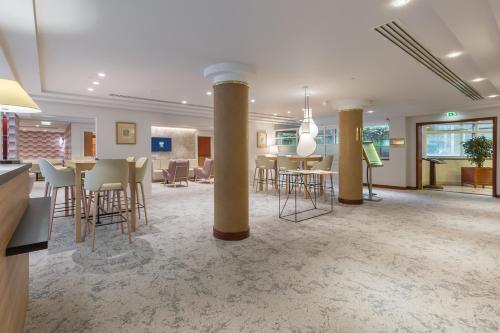 Imagen de los interiores del Hotel Occidental Paris Levallois. Foto 15