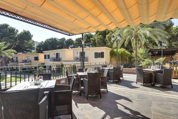 Imagen de los exteriores del Hotel Occidental Playa De Palma. Foto 15