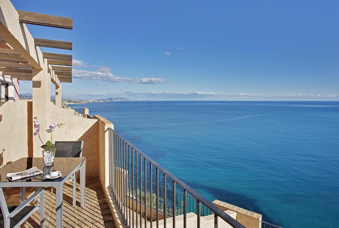 Imagen general del Hotel Occidental Pueblo Acantilado. Foto 4