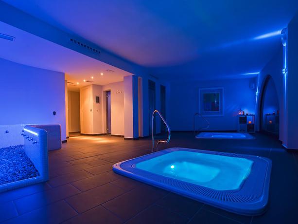 Imagen general del Hotel Occidental Pueblo Acantilado. Foto 10