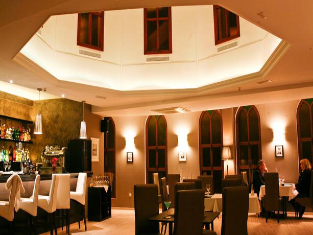 Imagen general del Hotel Occidental Pueblo Acantilado. Foto 12