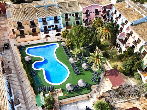 Imagen general del Hotel Occidental Pueblo Acantilado. Foto 14