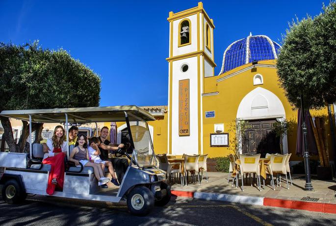 Imagen general del Hotel Occidental Pueblo Acantilado. Foto 16