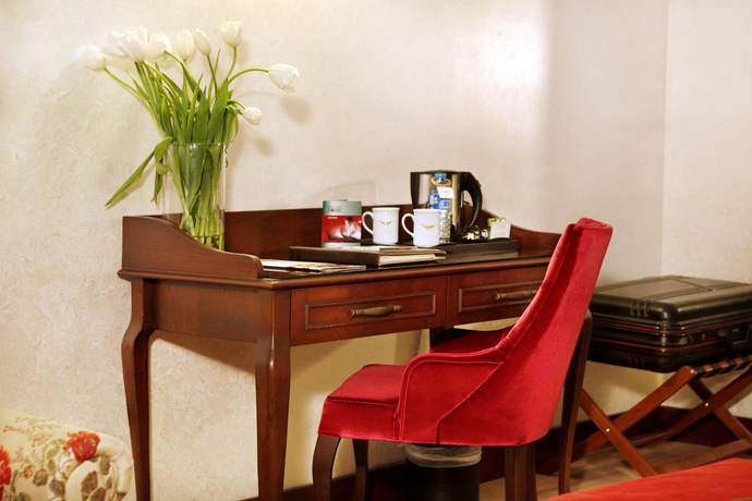 Imagen de la habitación del Hotel Occidental Taksim. Foto 2
