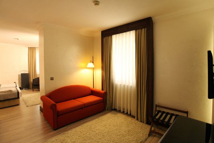 Imagen de la habitación del Hotel Occidental Taksim. Foto 3