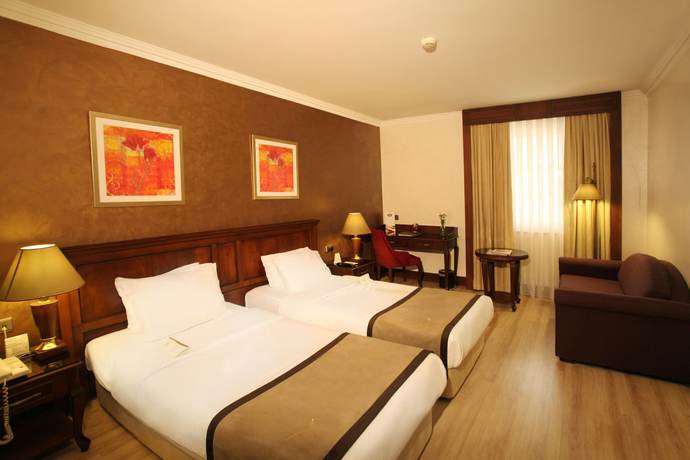 Imagen de la habitación del Hotel Occidental Taksim. Foto 10