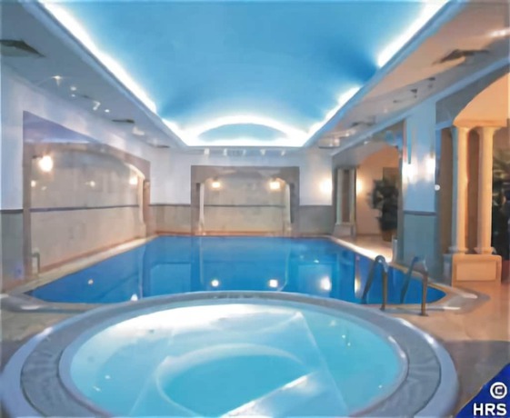 Imagen de la piscina del Hotel Occidental Taksim. Foto 21