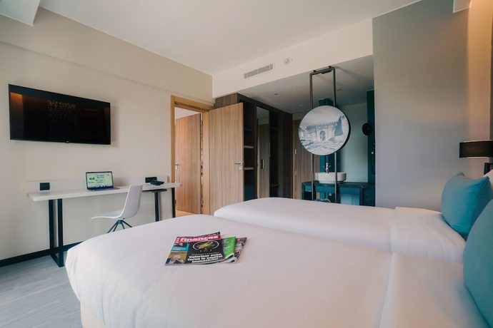 Imagen de la habitación del Hotel Occidental Tanger. Foto 7