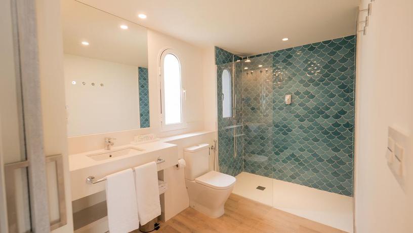 Imagen de la habitación del Hotel Occidental Torremolinos Playa. Foto 5