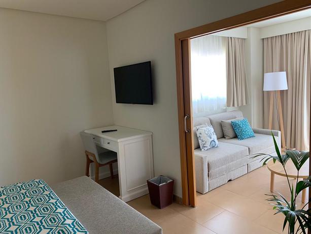 Imagen de la habitación del Hotel Occidental Torremolinos Playa. Foto 7