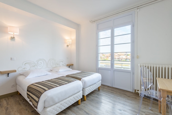 Imagen de la habitación del Hotel Océan, CAPBRETON. Foto 16