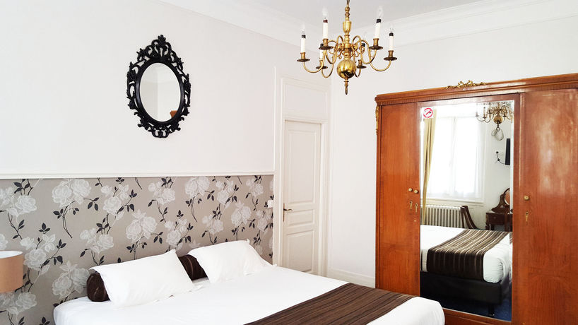 Imagen de la habitación del Hotel Océanic, París. Foto 13