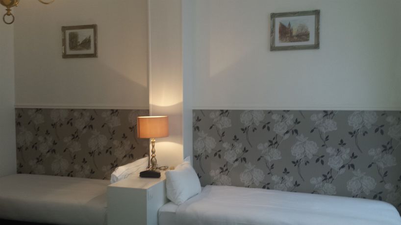 Imagen de la habitación del Hotel Océanic, París. Foto 16