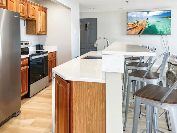 Imagen de la habitación del Hotel Ocean Air Suites. Foto 12