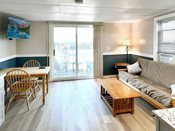 Imagen general del Hotel Ocean Air Suites. Foto 3