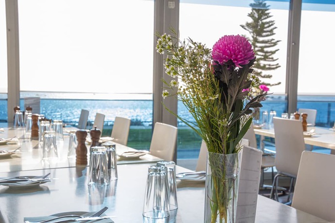 Imagen del bar/restaurante del Hotel Ocean Beach, Cottesloe. Foto 10