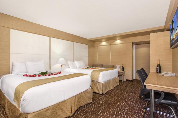 Imagen de la habitación del Hotel Ocean Beach Palace Hotel. Foto 4