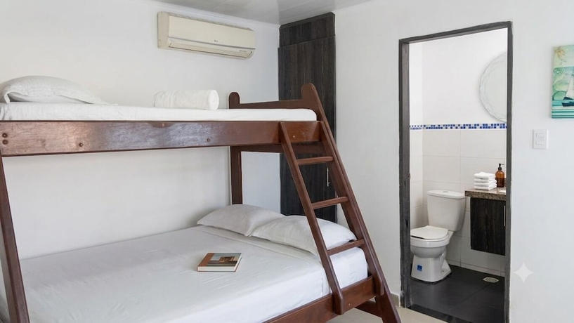 Imagen de la habitación del Hotel Ocean Blue Beach. Foto 10