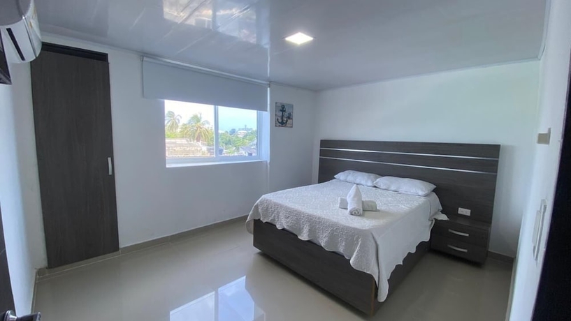 Imagen de la habitación del Hotel Ocean Blue Beach. Foto 14