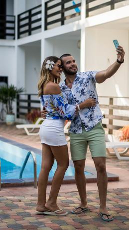 Imagen de la piscina del Hotel Ocean Blue. Foto 20