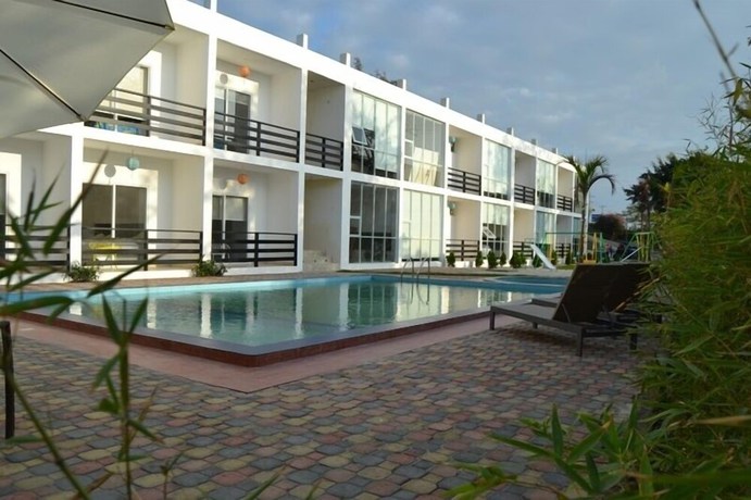 Imagen general del Hotel Ocean Blue, Manglaralto. Foto 1