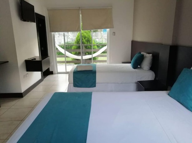 Imagen de la habitación del Hotel Ocean Blue, Manglaralto. Foto 13