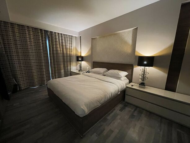 Imagen de la habitación del Hotel Ocean Blue Studios. Foto 17