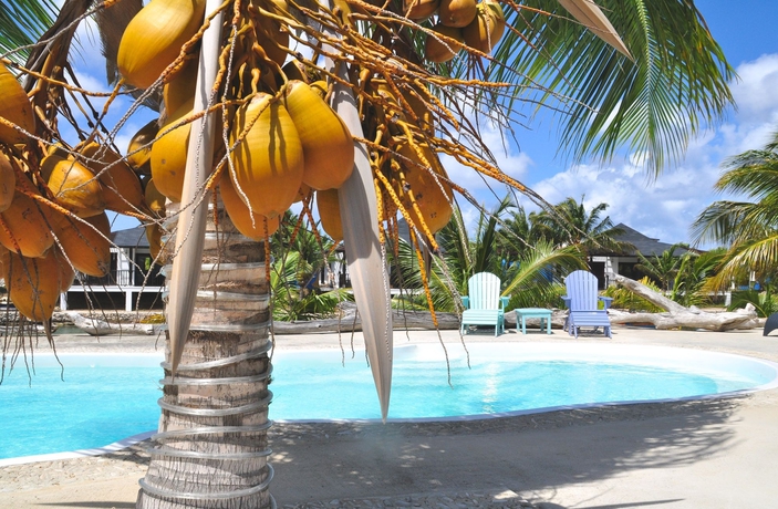 Imagen de la piscina del Hotel Ocean Breeze Boutique Hotel & Marina. Foto 14