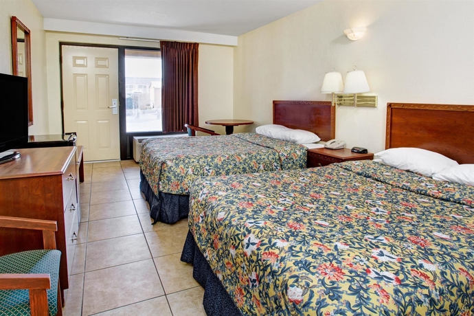 Imagen de la habitación del Hotel Ocean Breeze Inn. Foto 9