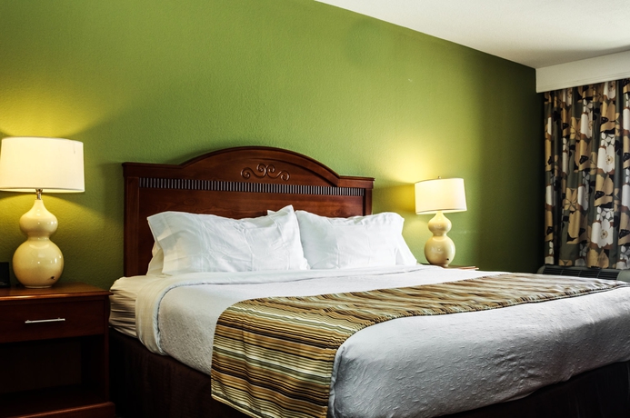 Imagen de la habitación del Hotel Ocean Breeze Inn Vero Beach. Foto 6