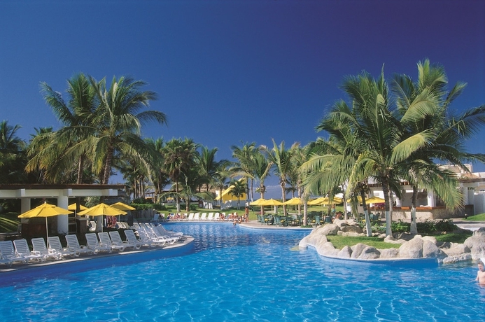 Imagen de la piscina del Hotel Ocean Breeze Mazatlan. Foto 18