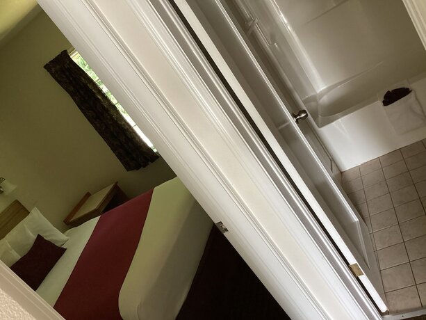 Imagen general del Hotel Ocean Breeze Motel. Foto 2