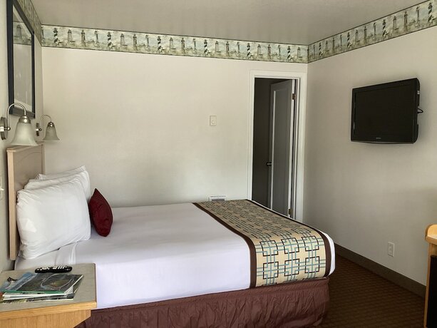 Imagen de la habitación del Hotel Ocean Breeze Motel. Foto 20