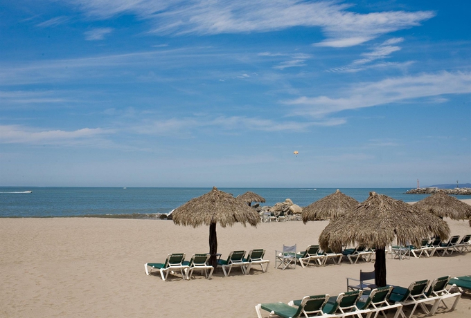 Imagen de los exteriores del Hotel Ocean Breeze Nuevo Vallarta. Foto 8