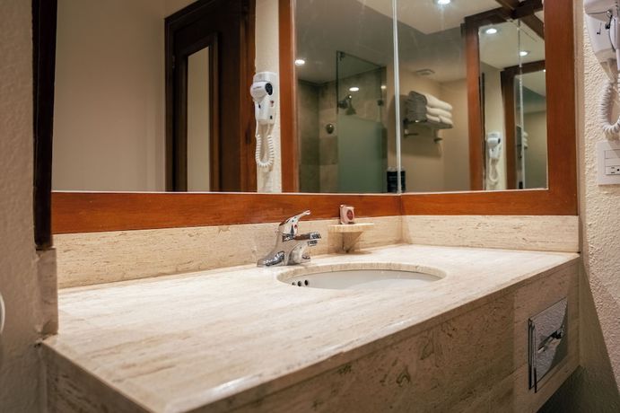 Imagen de la habitación del Hotel Ocean Breeze Puerto Vallarta. Foto 6