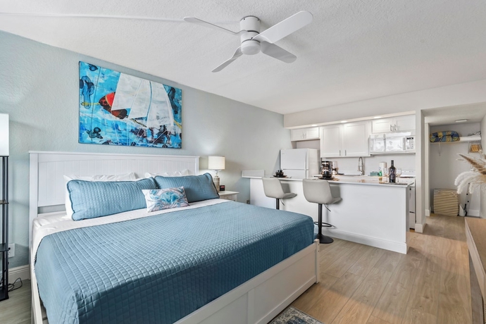 Imagen de la habitación del Hotel Ocean Breeze Resort, Daytona Beach Shores. Foto 9