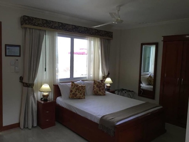 Imagen de la habitación del Hotel Ocean Breeze Resort. Foto 18