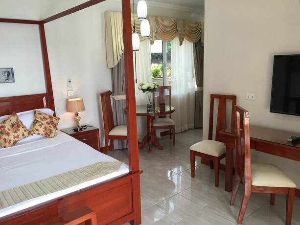 Imagen de la habitación del Hotel Ocean Breeze Resort. Foto 29